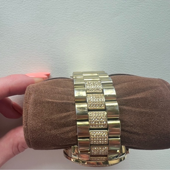 Michael Kors Runway Chronograph Watch (MK5826) - Picture 5 of 6